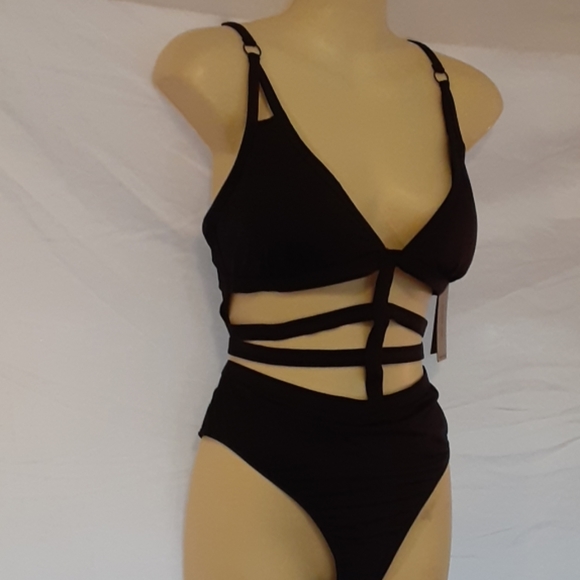 Kenneth Cole L Tummy Toner Caged One Piece … - Picture 6 of 8